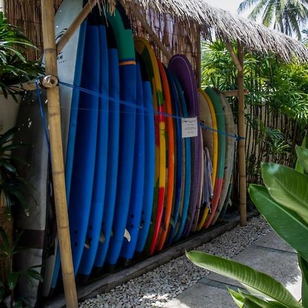 Dhm Surf Villa Kuta  Eksteriør billede